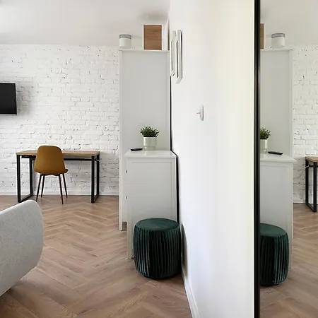 Daire Entire Stylish Studio Nivy Bratislava